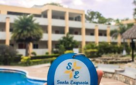 Santa Engracia 3*